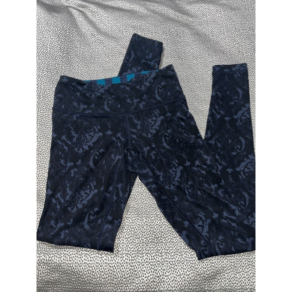 Lululemon Women's Size 4 Leggings Yoga Pants Activewear